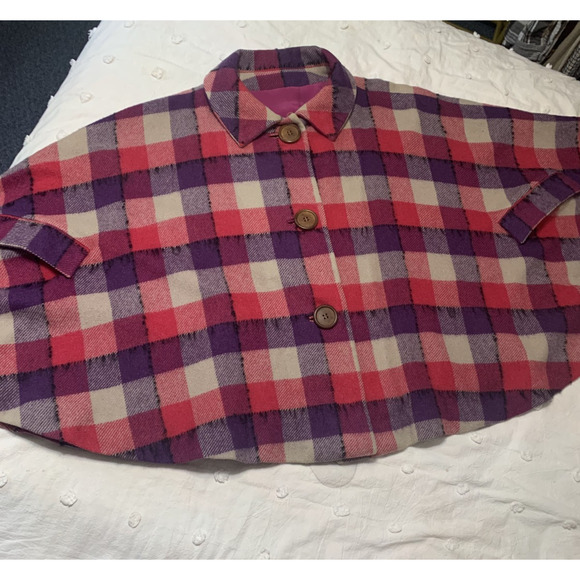 Vintage Plaid Pink Purple Wool Blend One Size Big Buttons Poncho Cape Holidays - Picture 4 of 8